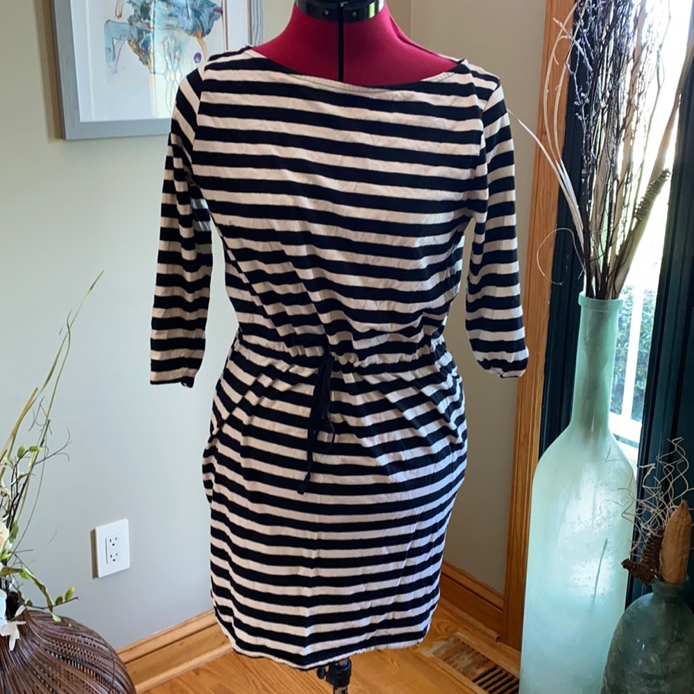 H&M Light weight stripped dress size M